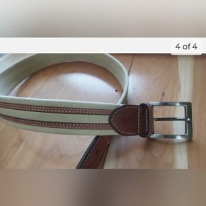 G.H Bass Association Mens Leather/Canvas Two Tones Sze 46 Khaki/Tan Belt .